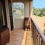 Grand 35 M2 Avec Mezzanine Et Vue *