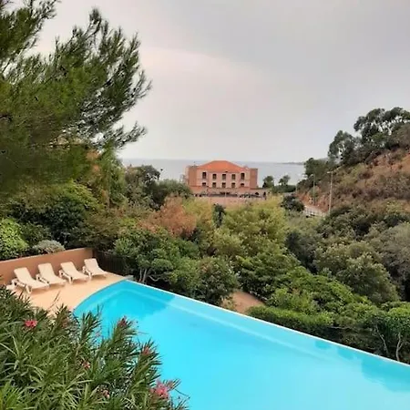 Grand 35 M2 Avec Mezzanine Et Vue Apartamento *